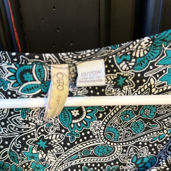 18/20W chic top with an extra long paisley meets southwest vibe Cato plus size - Picture 5 of 7